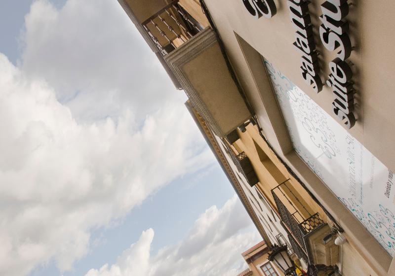 هتل Salamanca Suite Studios