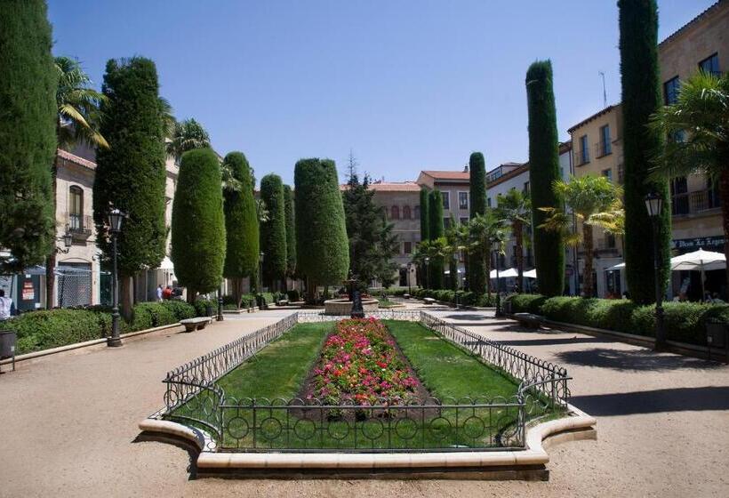 هتل Salamanca Suite Studios