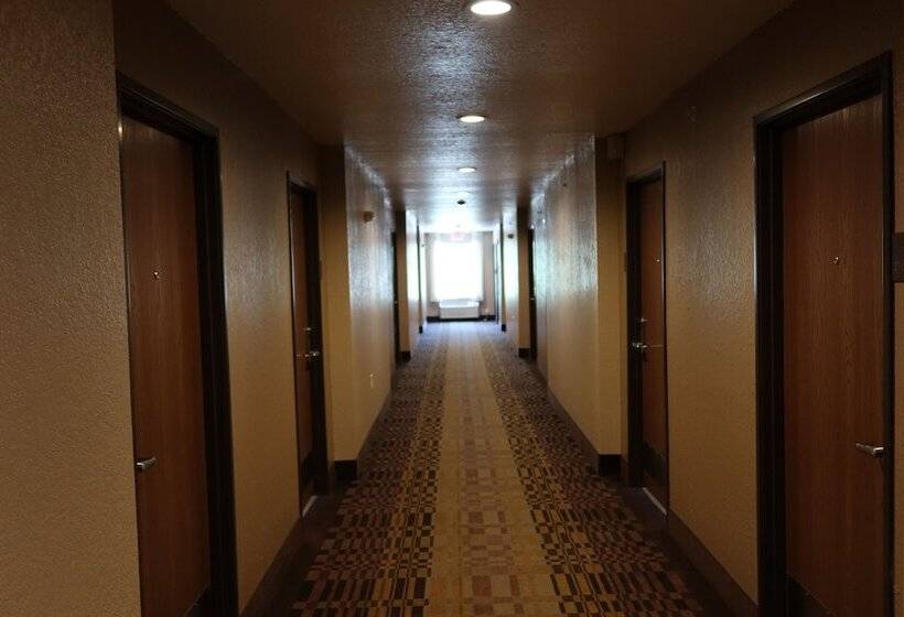 Отель Scottish Inns & Suites White Settlement