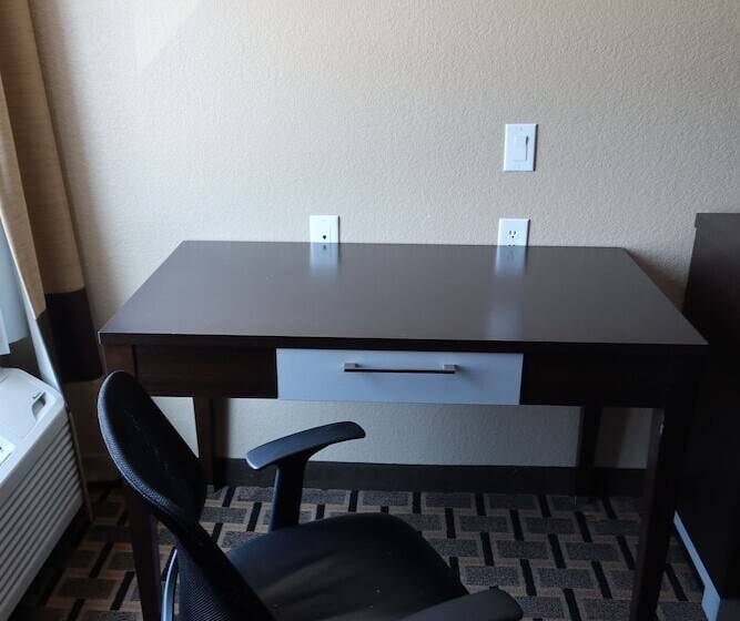 Отель Scottish Inns & Suites White Settlement