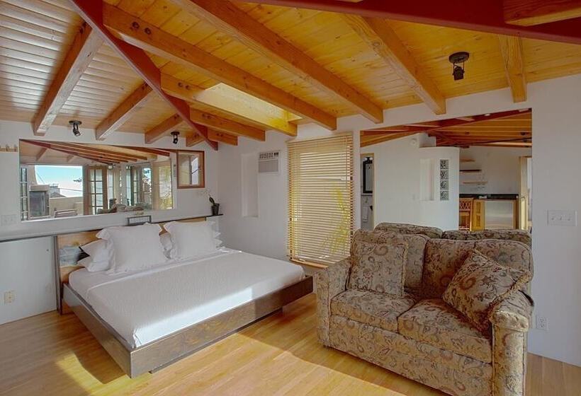 فندق Secret Garden Inn