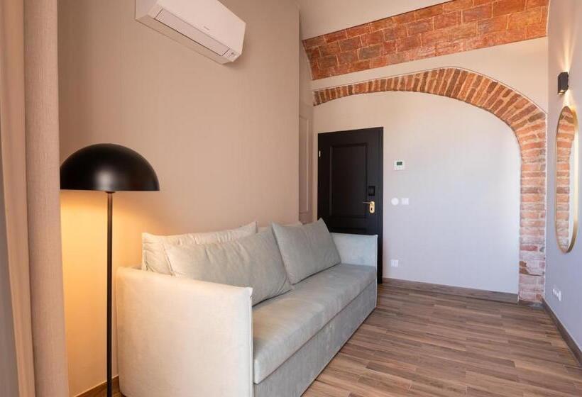 ホテル Lilases Boutique House & Garden