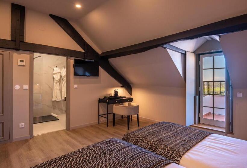 ホテル Lilases Boutique House & Garden