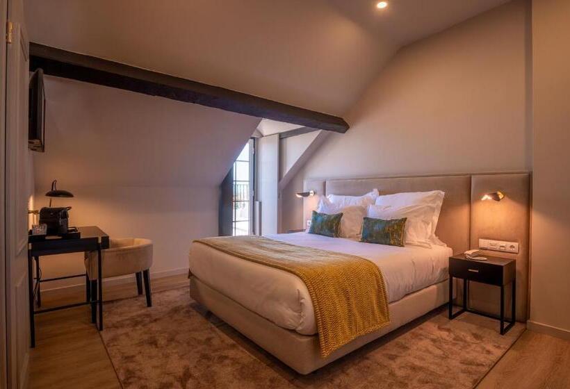 ホテル Lilases Boutique House & Garden