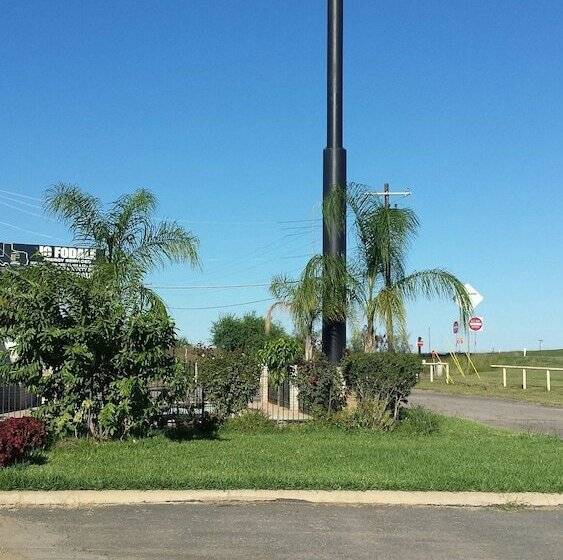 בית מלון כפרי Sona Inn