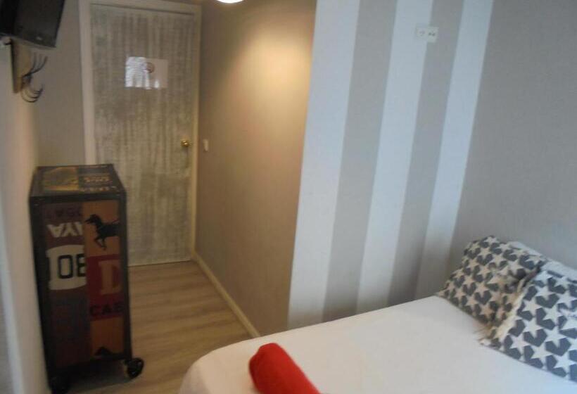 Отель Tak Boutique Old Town