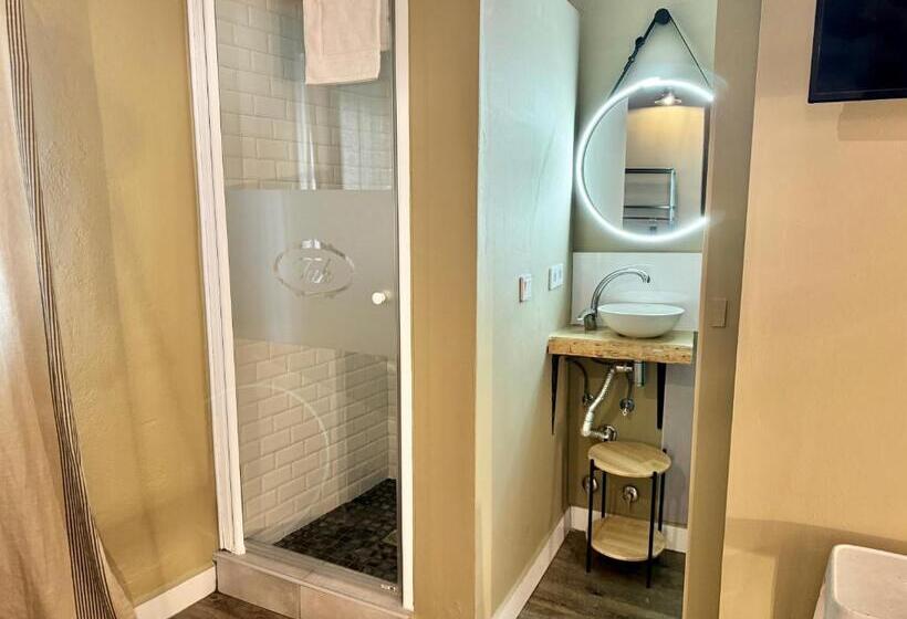 Отель Tak Boutique Old Town