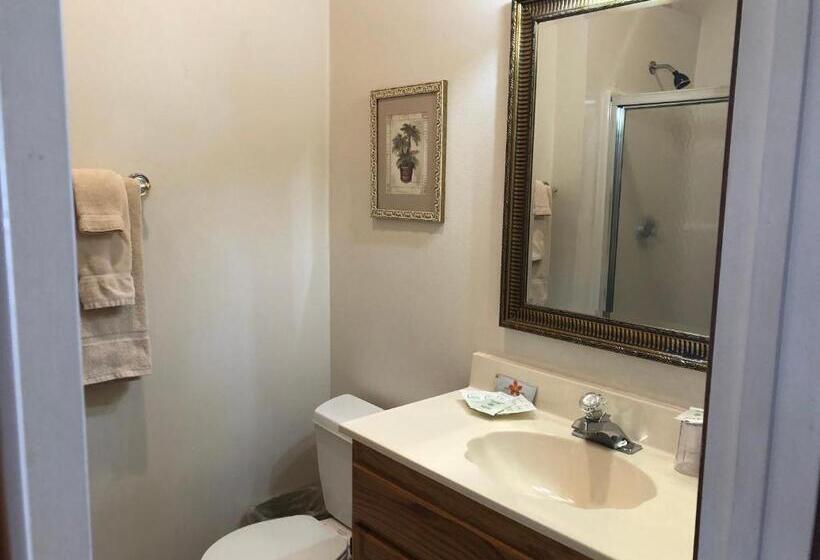 호텔 The Landmark Inn