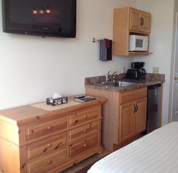 호텔 The Landmark Inn