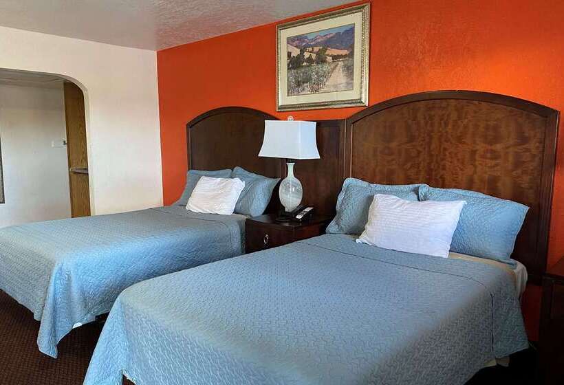 فندق Travelodge By Wyndham Farmington Hwy 64