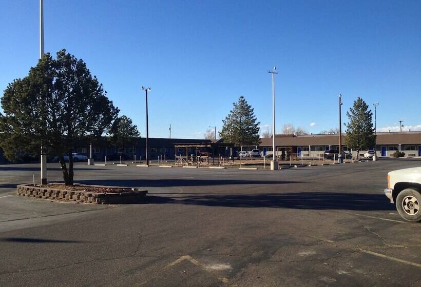 فندق Travelodge By Wyndham Farmington Hwy 64