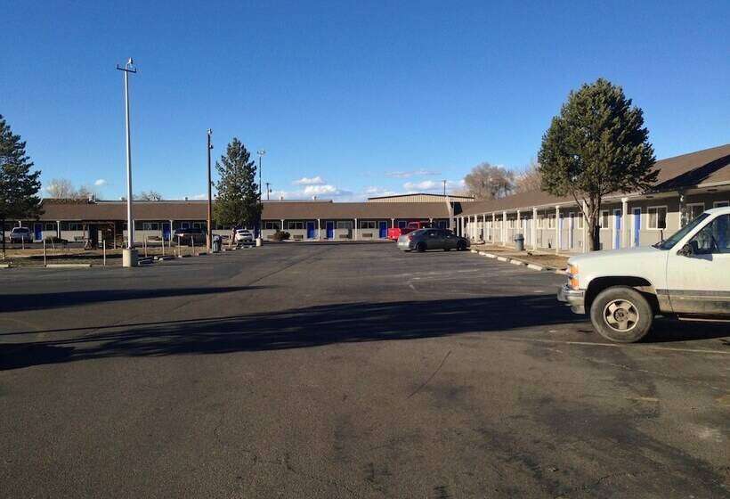 فندق Travelodge By Wyndham Farmington Hwy 64