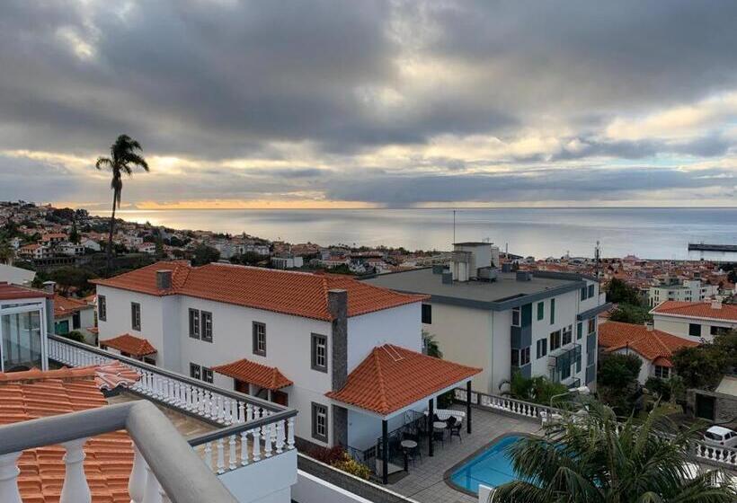 فندق Valhalla Panorama   The Old Residencial Pina