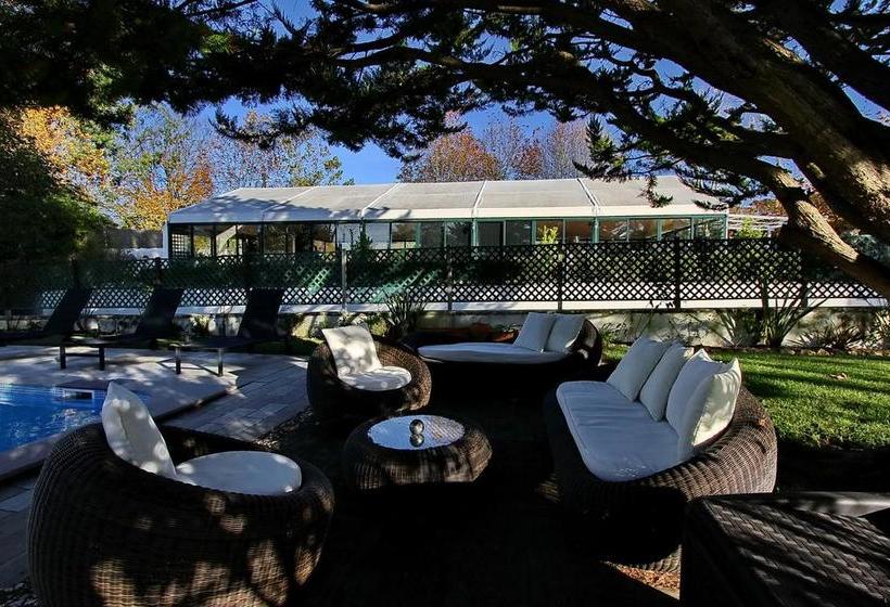 هتل Villa Das Rosas