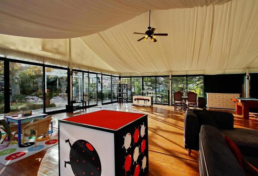 هتل Villa Das Rosas