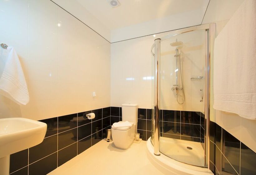 هتل Vorontsov Appartments