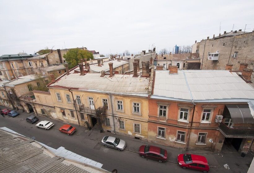 هتل Vorontsov Appartments