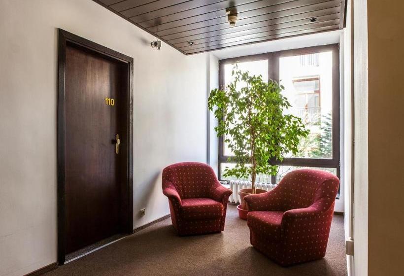 هتل Zespól Pokoi Goscinnych Pan