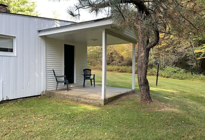 Lovett S Inn And Restaurant