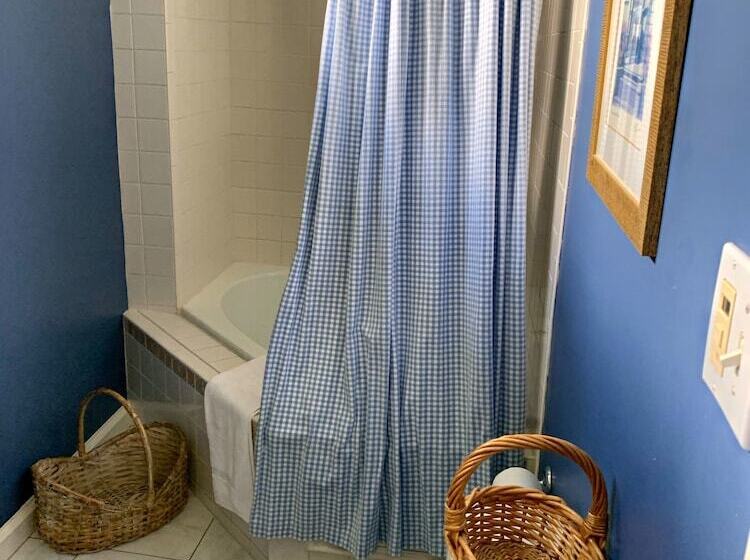 Lovett S Inn And Restaurant