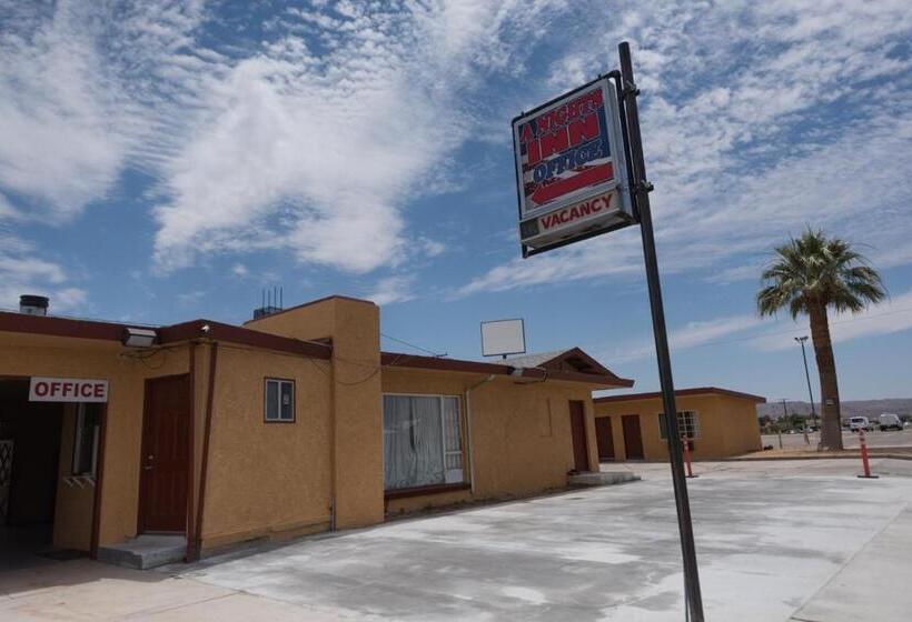 فندق على الطريق A Nights Inn