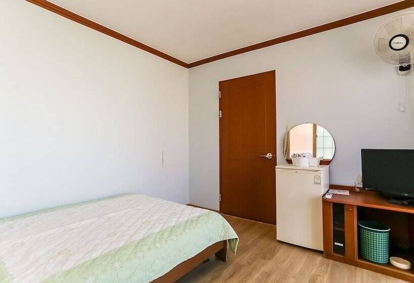 Naksan Crova Condotel