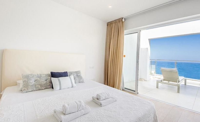 Oceanview Luxury Villa 100