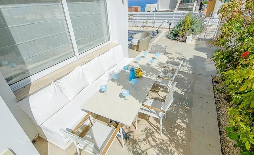 Oceanview Luxury Villa 100