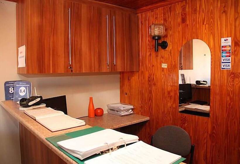 膳宿费 Airport Bed And Breakfast