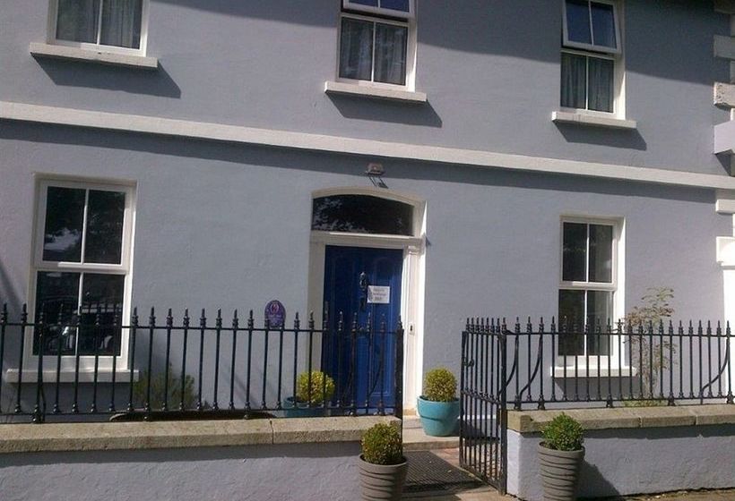 Пансион Halpins Townhouse Bed & Breakfast