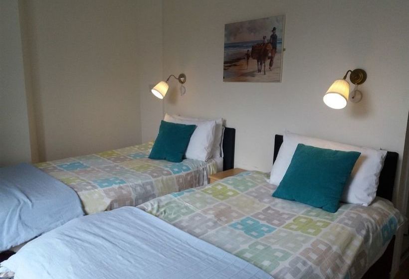 Пансион Halpins Townhouse Bed & Breakfast