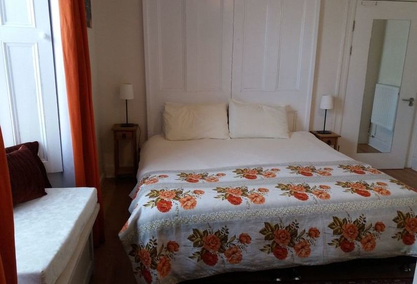 Пансион Halpins Townhouse Bed & Breakfast