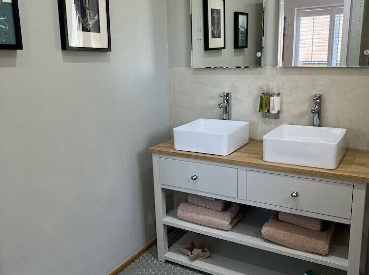 ペンション The Regent, Rye