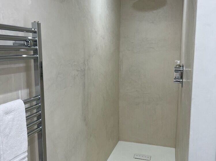 ペンション The Regent, Rye