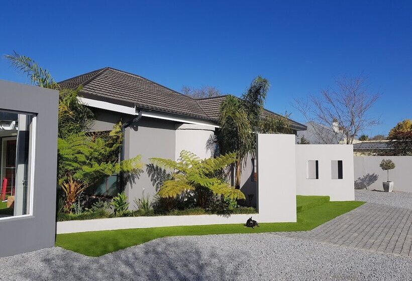 펜션 Two Fat Owls Guesthouse