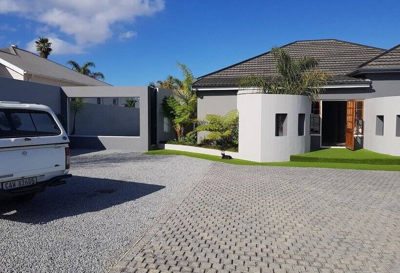 펜션 Two Fat Owls Guesthouse