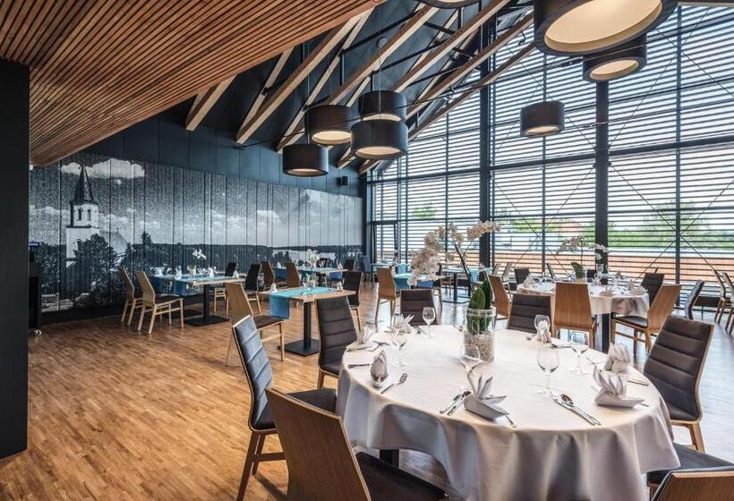 Regatta Hotel Restauracja Spa