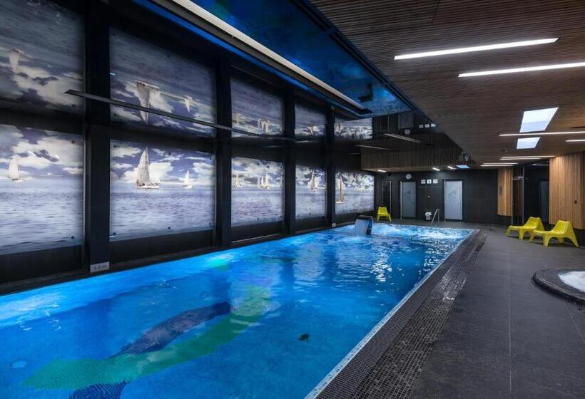 Regatta Hotel Restauracja Spa