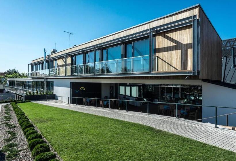 Regatta Hotel Restauracja Spa