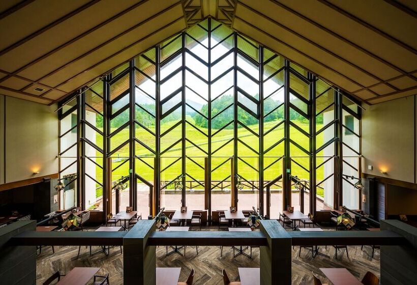 منتجع Hachimantai Mountain Hotel & Spa