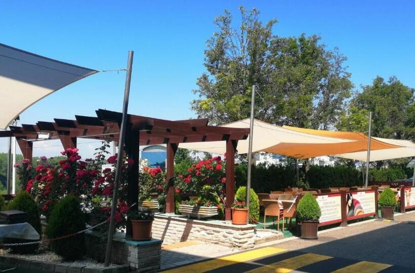 Rosengarten Hotel & Restaurant