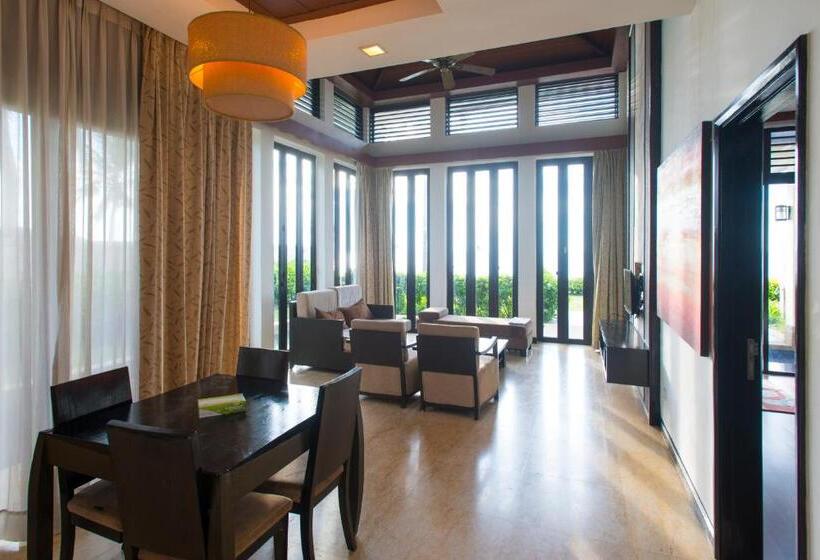 Sabah Beach Villas & Suites