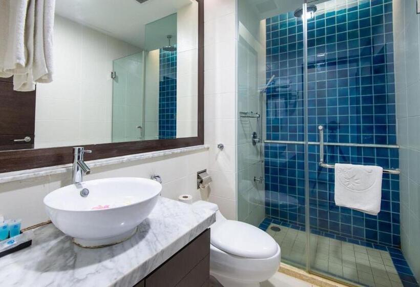 Sabah Beach Villas & Suites