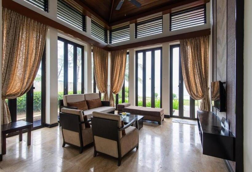 Sabah Beach Villas & Suites