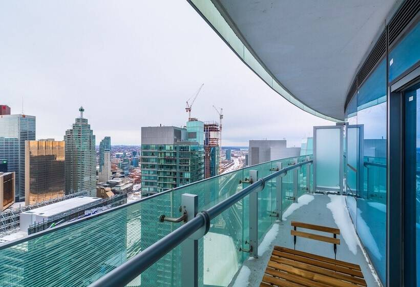 Sterling Suites Financial District