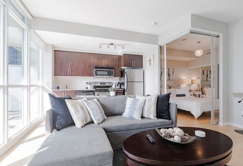 Sterling Suites Financial District