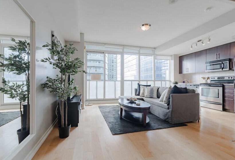 Sterling Suites Financial District