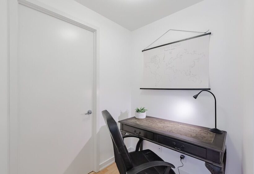 Sterling Suites Financial District