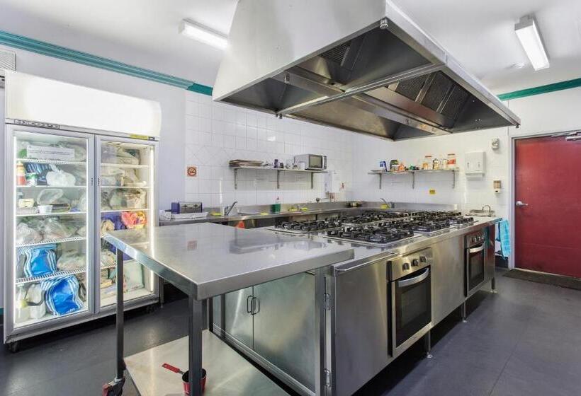 The Emperors Crown Hostel