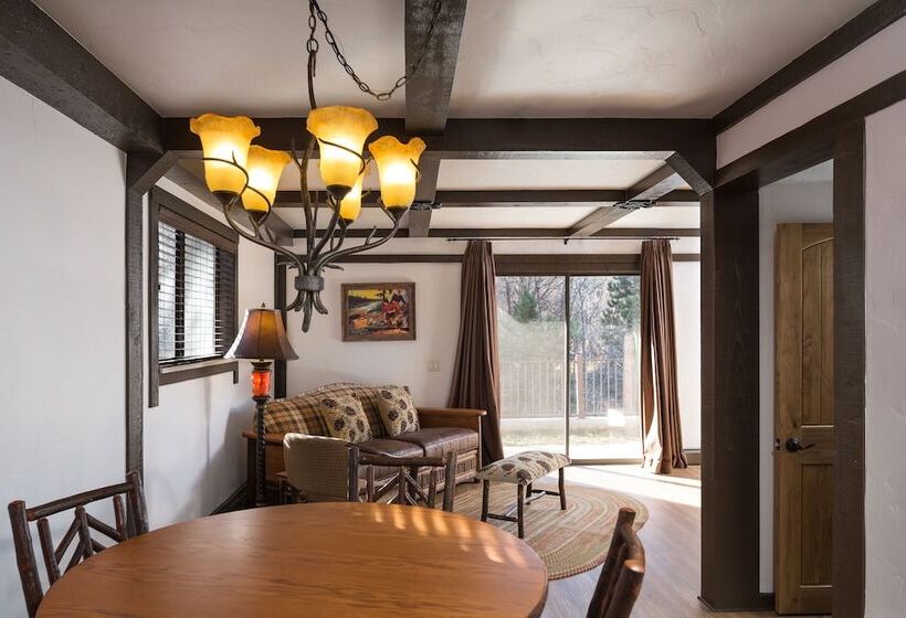 The Landing At Estes Park